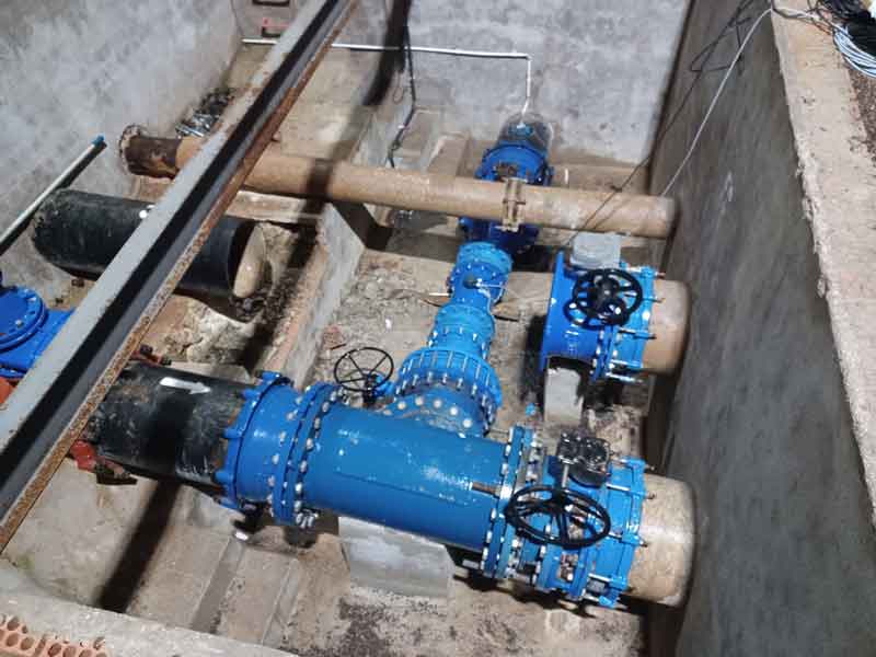 Culmina con éxito la instalación del caudalímetro general de Valdepeñas a través del PERTE Real Water
