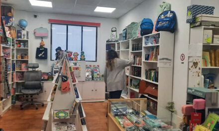 Librería Papelería Juan Alcaide: Un referente cultural que evoluciona sin perder sus raíces