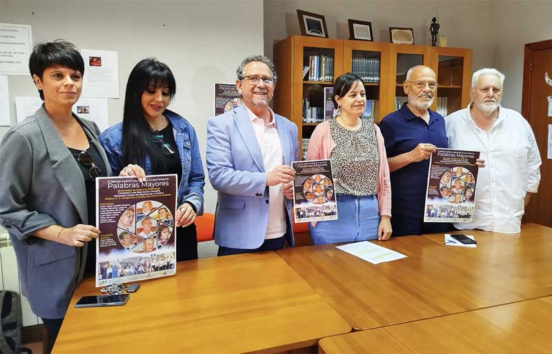 El Centro de Mayores de La Solana presenta la tercera edición del recital «Palabras Mayores»