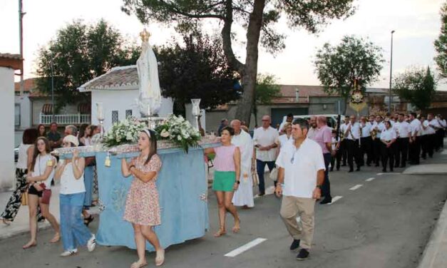 La hermandad de Fátima recauda casi 11.000 euros en sus fiestas