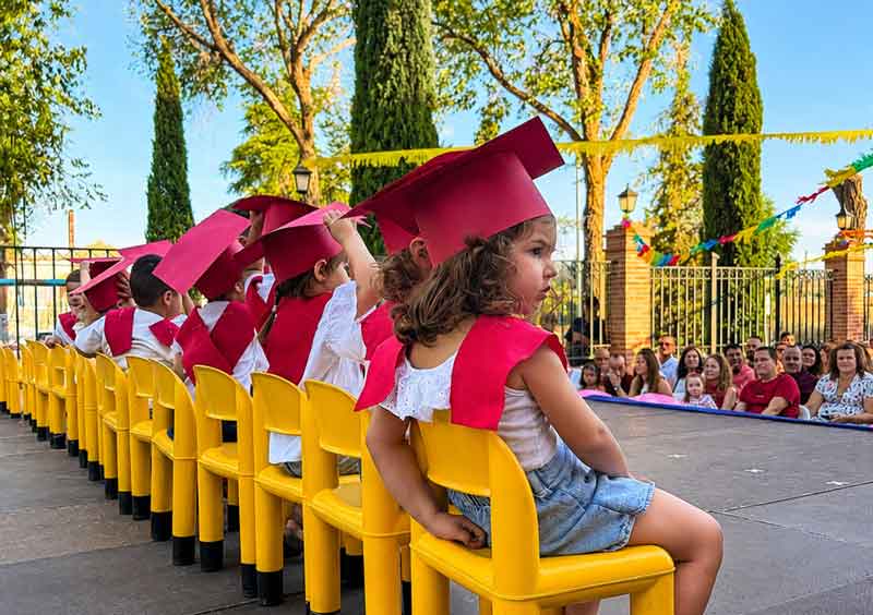 La Escuela Municipal Infantil de Cachiporro gradúa a 36 niños y niñas en su emotiva fiesta de fin de curso