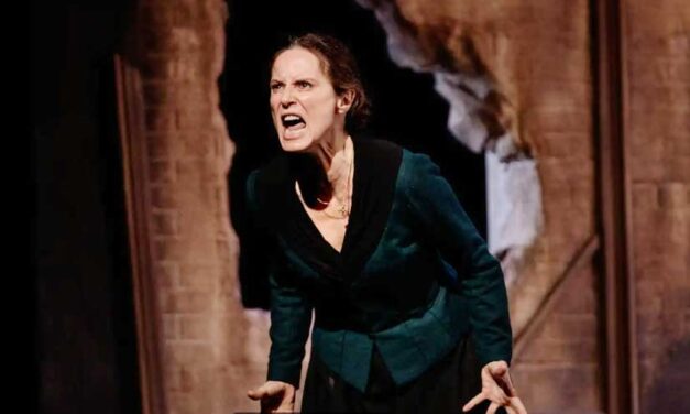 Aitana Sánchez-Gijón, Pepón Nieto, Els Joglars e Yllana, en el teatro de Valdepeñas